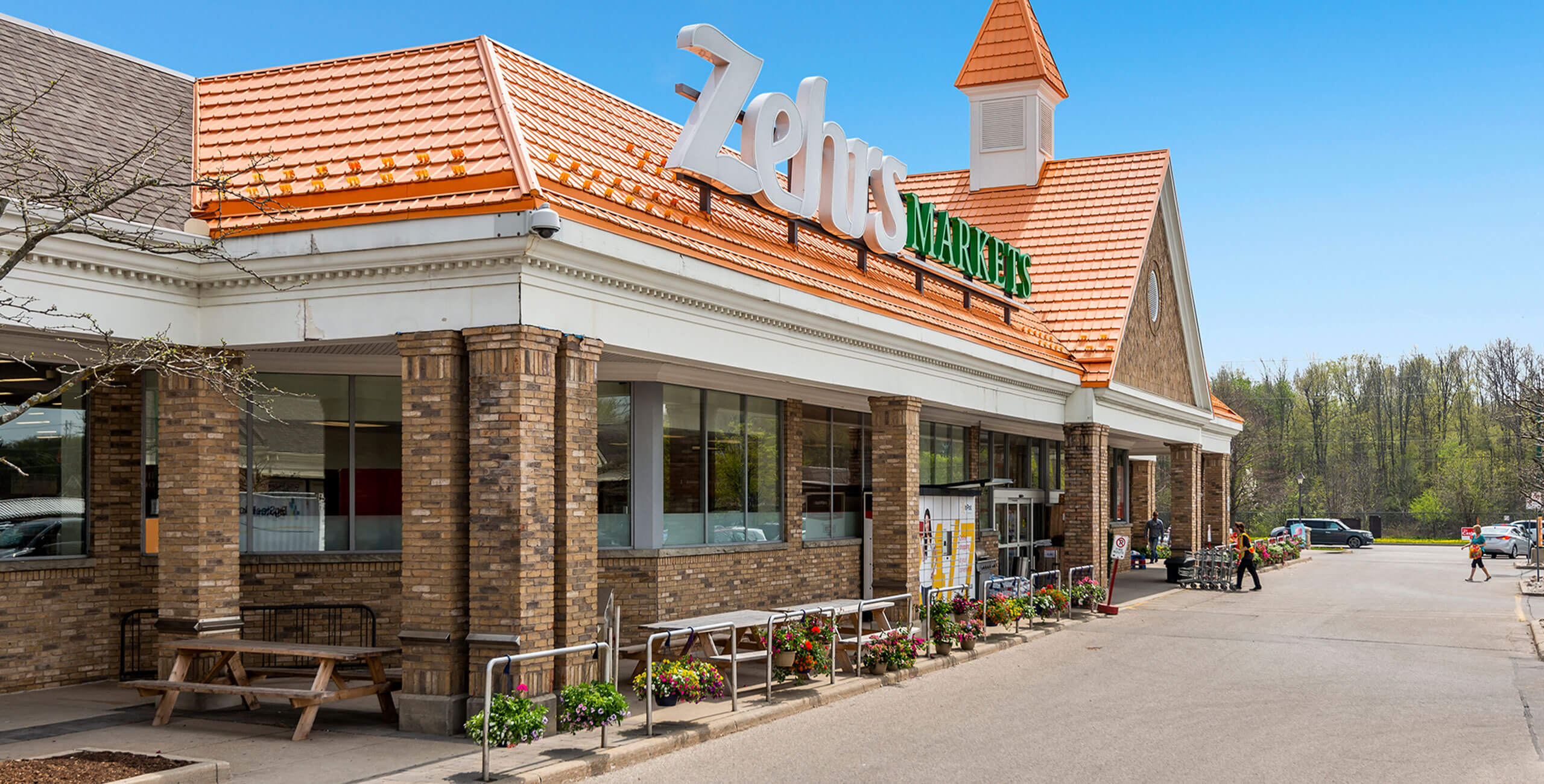 Exterior of a Zehrs Markets grocery store